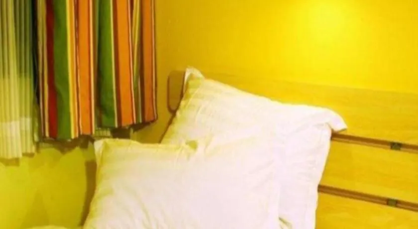 ** Hotel 7 Days Inn Luoyang Wangcheng Park Metro Station Chiny