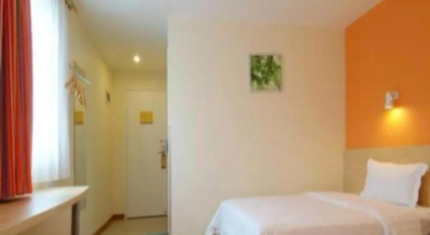** Hotel 7 Days Inn Luoyang Wangcheng Park Metro Station Chiny